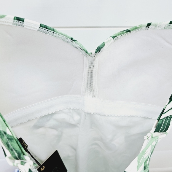 Nip Tuck Green Oasis Joanne One Piece Swimsuit slimming - Picture 10 of 10